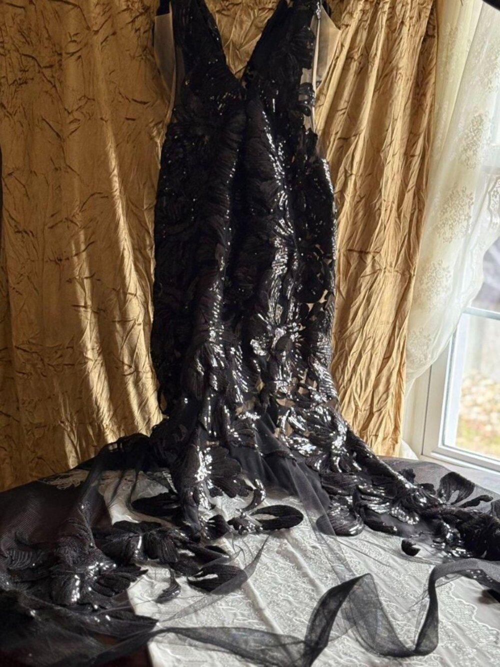 Black Jovani 38349 evening gown/prom dress - size 10